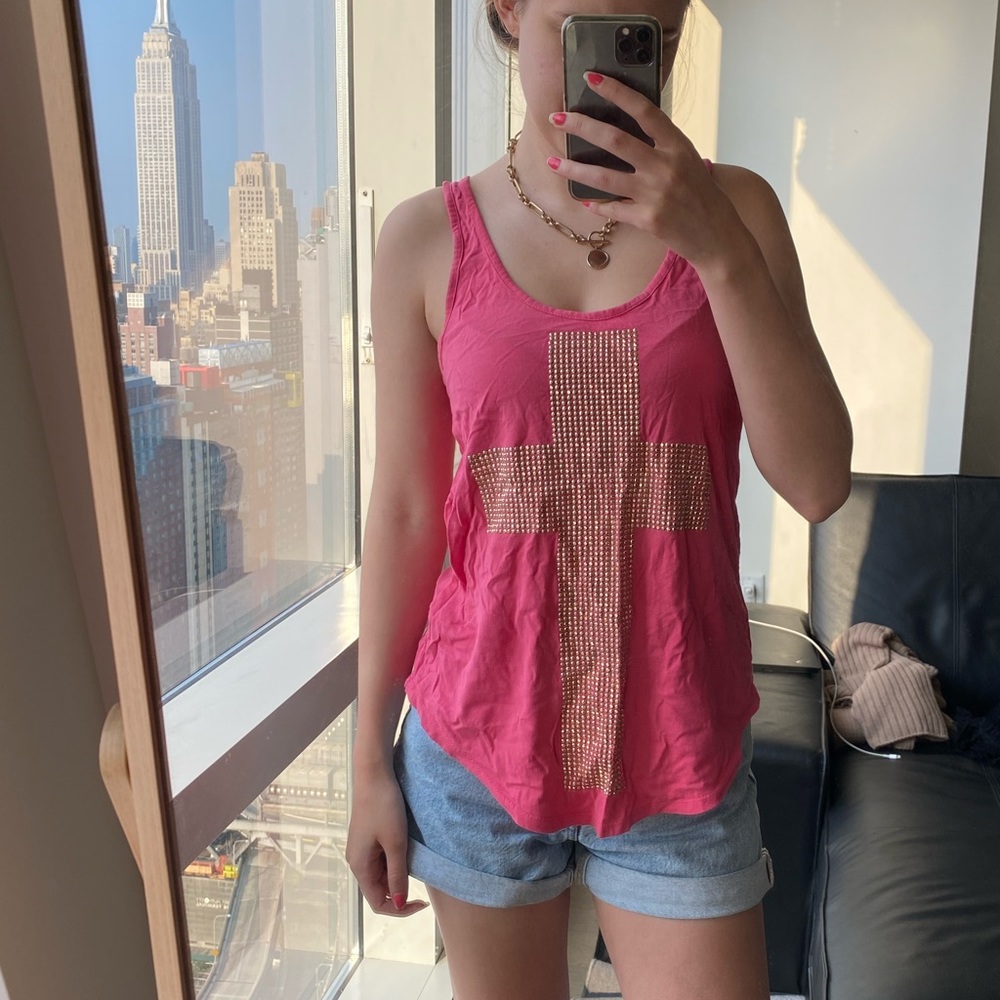 Pink tank top with golden cross